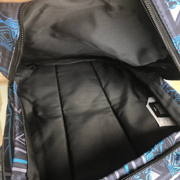 New Hot Topic Marvel Black Panther Geometric Striped Character AOP Backpack - Picture 6 of 6